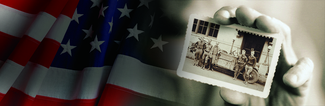 士兵靠近美国国旗的照片
